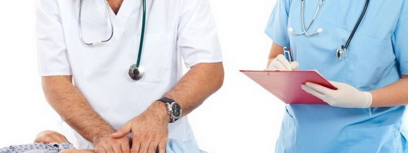 Получить врачебную помощь квалификационных специалистов  гастроэнтерологов